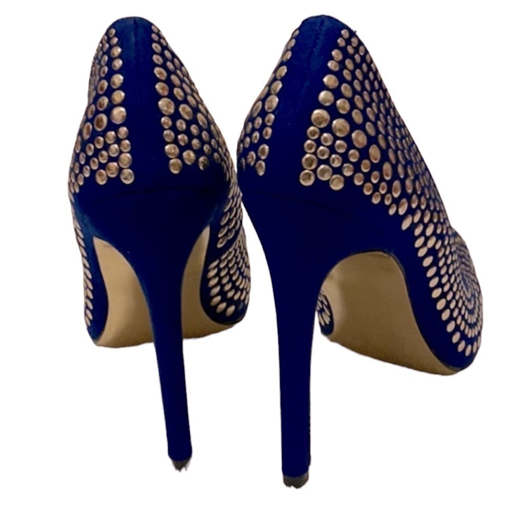 NWT 149.00 Shoes. Betsey Johnson Faawn Blue Heels, Size 8. Read thoroughly. HP